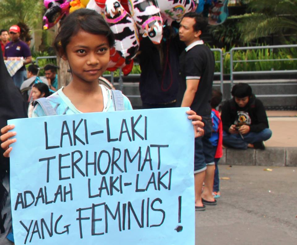 Indonesia youth with sign 16 days campaign