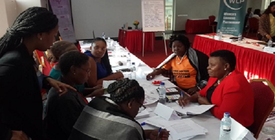 Lusophone African trainers and Brazilian trainers work hand-in-hand in cross cultural dialogue and leadership training.